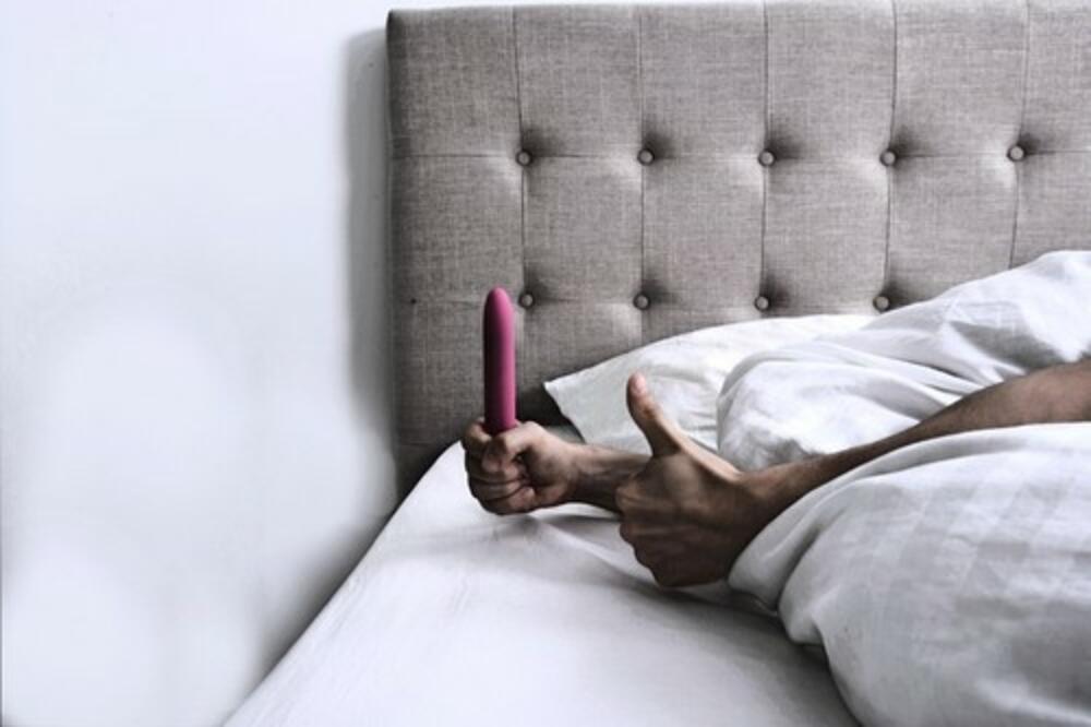 PORUČILA JE VIBRATOR, A KAD GA JE STAVILA USLEDIO JE DAR-MAR: "Bila sam izudarana, nije stao..."