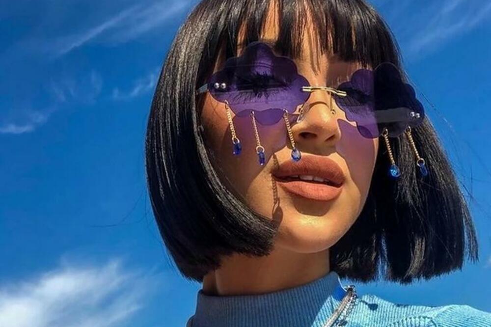 NOVA KONTROVERZNA UČESNICA ZADRUGE 5 PROZIVALA POZNATE KOJI DOLAZE SA SELA: Ofarbala psa, pa je RAZAPELI!