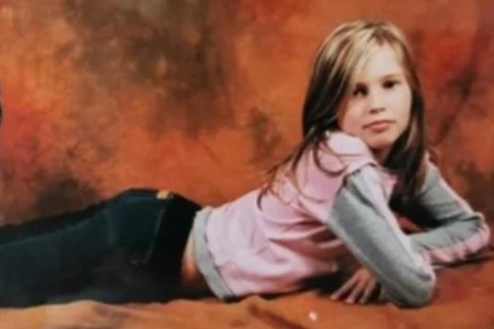 KADA JE DOŠLA U SRBIJU ŠOKIRALA JE NACIJU! ATRAKTIVNA I VISOKA CRNKA o čijem se POLU POLEMIŠE: Znate li ko je?