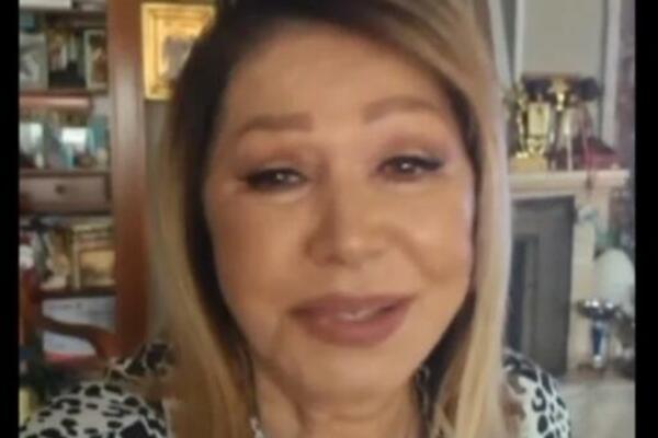 NEDA UKRADEN U JUTARNJEM PROGRAMU GRCALA U SUZAMA! Pevačica se skroz zarozala, BOL JE VELIKA! MAJKO MOJA...(FOTO)