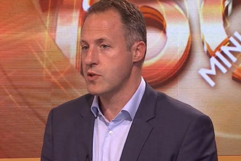 SMILJANOVIĆ JE SRPSKI NAUČNIK KOJI PRAVI "RAKETNU VAKCINU": Štitiće od korone, ali to nije kraj