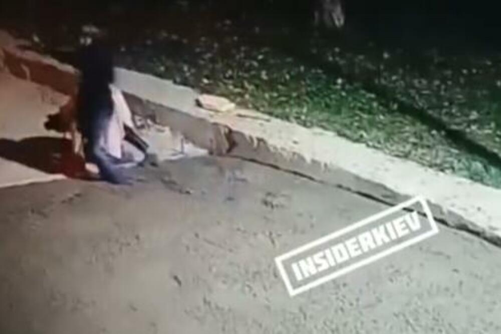 DVE ŽENE SE VRAĆALE IZ NOĆNOG PROVODA, PA NISU VIDELE SVEŽ BETON: Ono što je usledilo... (VIDEO)