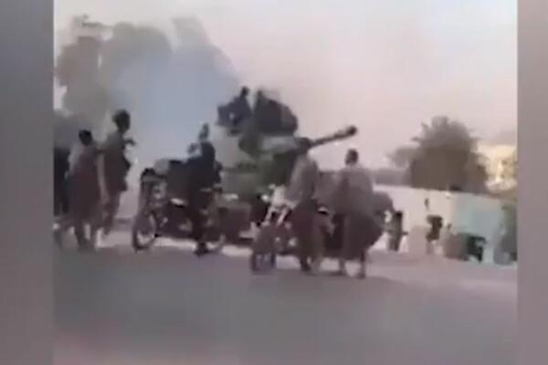 SPREČEN POKUŠAJ DRŽAVNOG UDARA: Tenkovi na ulicama, blokirani SVI mostovi preko reke Nil! (VIDEO)