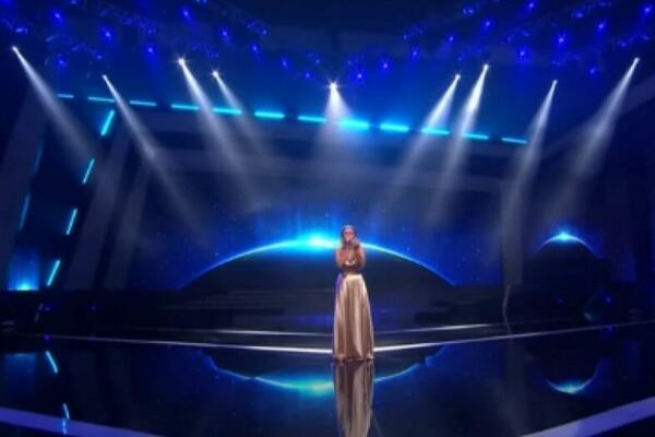 ZBOG NJE JE POPOVIĆ ODSTUPIO OD NAJVAŽNIJEG PRAVILA: Nastupala na BEOVIZIJI, pa prešla u ZVEZDE GRANDA!