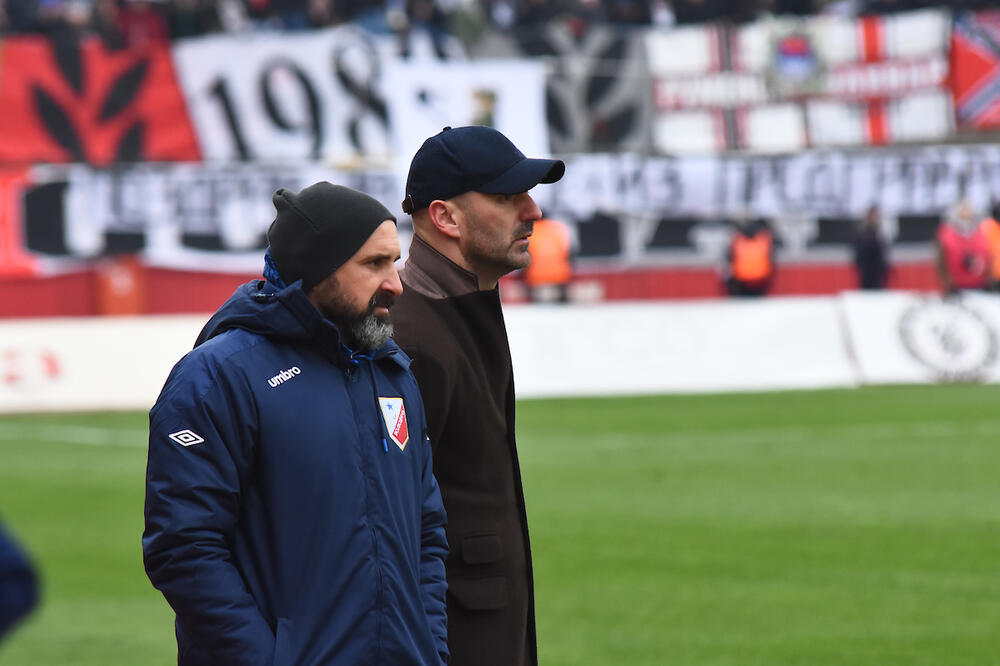 VOŽDOVAC EKSPRESNO NAŠAO ZAMENU: Poznato ko će biti trener "zmajeva" do kraja sezone!