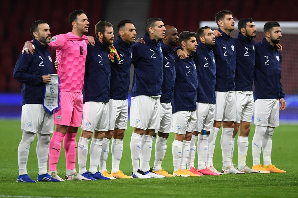 SELEKTOR IZRAELA NAM BACIO RUKAVICU U LICE IZJAVOM O KOSOVU: "Nadam se da će vaš narod živeti mirnije u budućnosti"