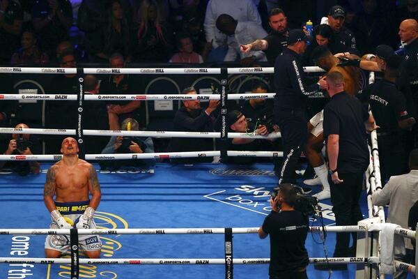 USIK NAKON VELIKE POBEDE OTKRIO ZANIMLJIV PODATAK: Trener mi je rekao da ne idem na nokaut, iako sam mogao!