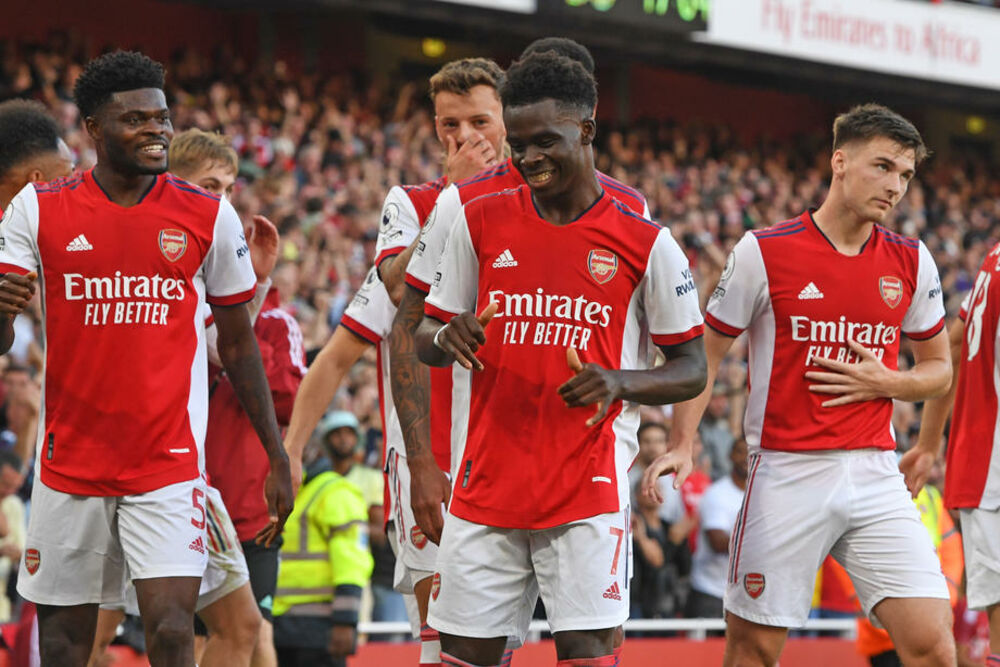 Tomas Parti (skroz levo)