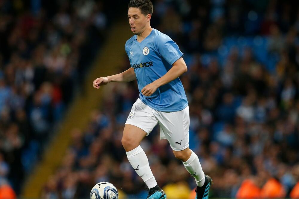 PRETIO DA ĆE MU AUTOM POKUPITI DECU NA PARKINGU: Nasri otkrio jezivu pozadinu sukoba sa Manćinijem!