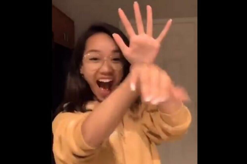 LJUDI NE MOGU DA SPAVAJU ZBOG MAĐIONIČARSKOG TRIKA 1 DEVOJKE: A neki su ODMAH PROVALILI u ČEMU JE CAKA! (VIDEO)