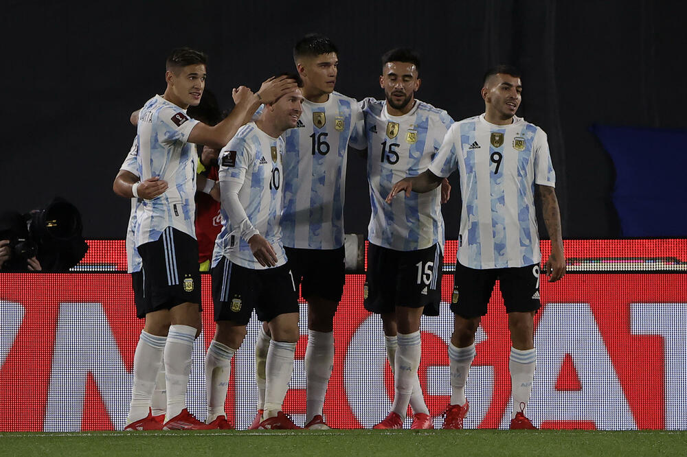 ŽELI IH U NACIONALNOM TIMU: Trener Argentine pozvao i igrače iz Premijer lige (FOTO)
