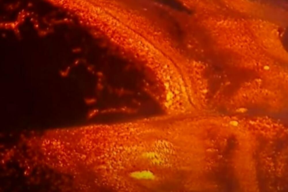 LAVA NA KANARSKIM OSTRVIMA NOSI SVE PRED SOBOM: Preko noći ponovo porastao intenzitet vulkanske aktivnosti! (VIDEO)