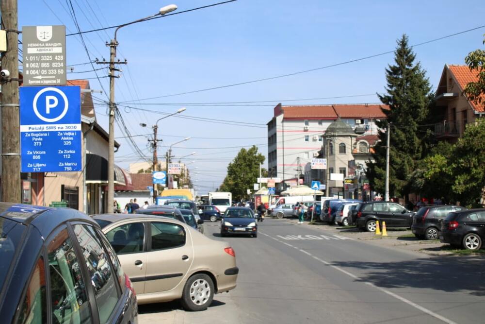 Parking tabla, Parking u Borči, Borča