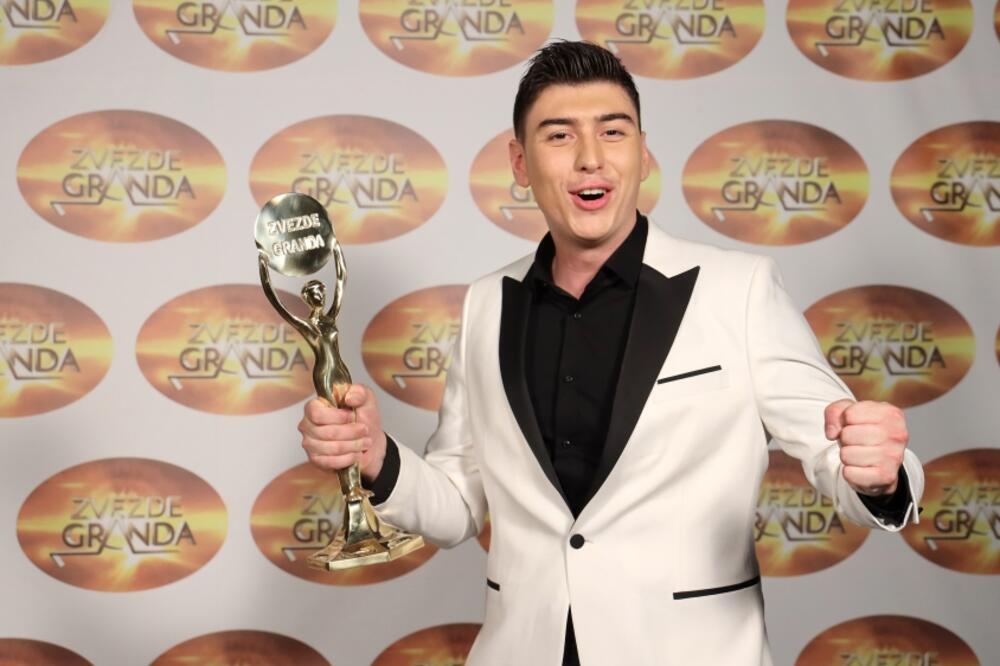 ZVEZDA GRANDA SE GLASIO NAKON OPERACIJE KOJU JE IMAO: Evo koliko je njegovo STANJE OZBILJNO