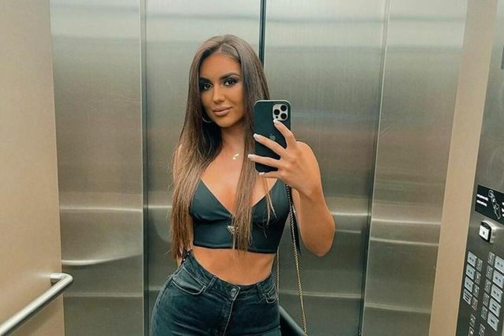 ZBOG NJE SU SE SVAĐALI U ZADRUZI! Ova bomba se ove godine takmiči u "Zvezdama Granda"!