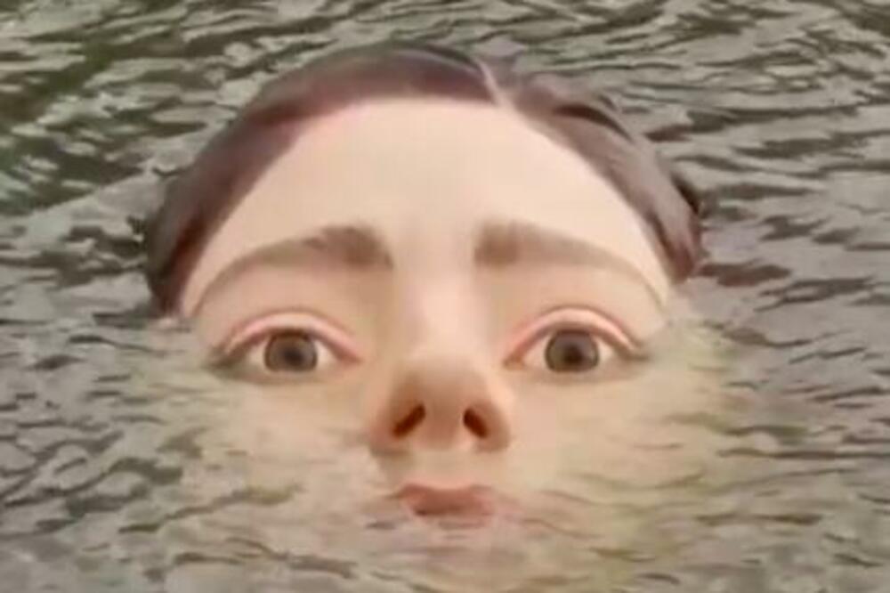 U reci se preko noći pojavila UZNEMIRUJUĆA STATUA! Meštani šokirani prizorom (VIDEO)