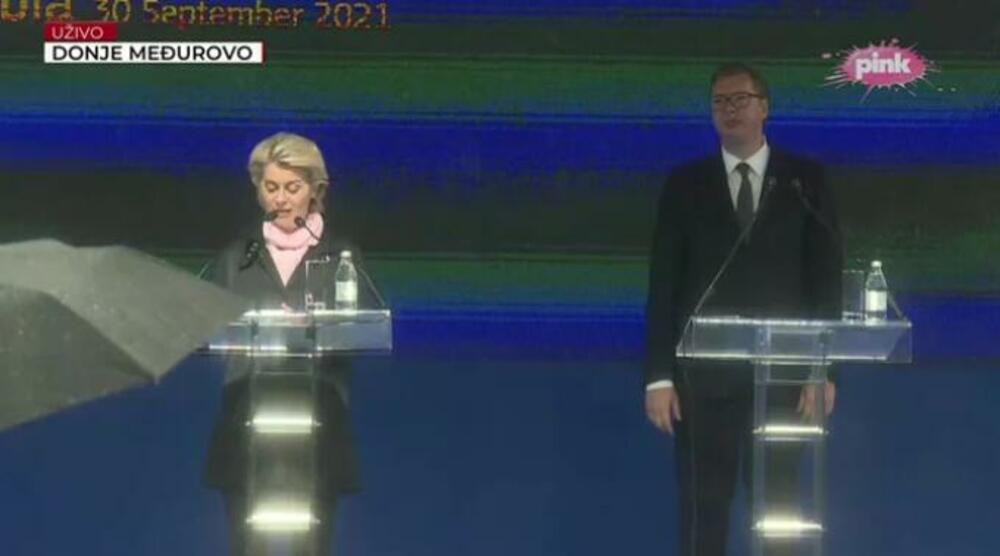 Vucic i Ursula fon der Lajen