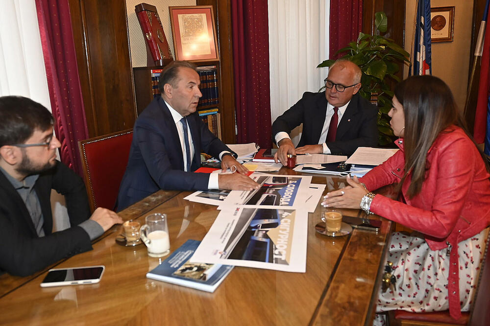 Vesić: Grad je sa zadovoljstvom prihvatio inicijativu da Toma Zdravković dobije spomenik u Beogradu