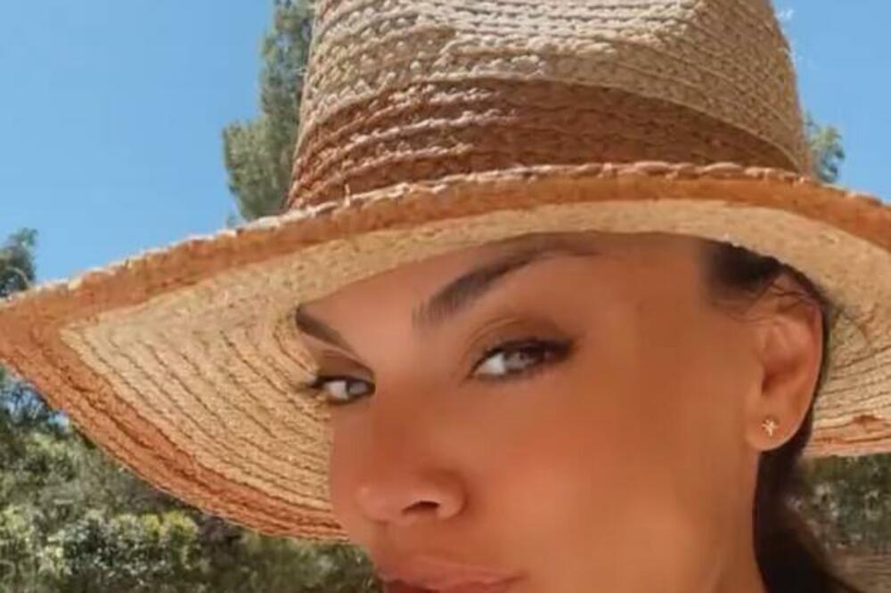 NIJE USPELA DA GA SAKRIJE! OVO JE MUŽ SOFIJE RAJOVIĆ ZA KOGA SE NEDAVNO UDALA: Pogledajte KO JE U PITANJU! (FOTO)