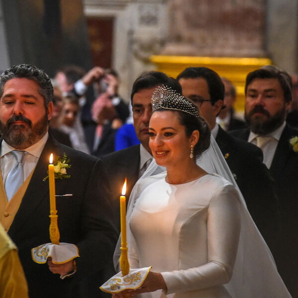 Pa ovo nema nigde: "Moja žena godinama misli da smo u braku, ni ne zna da je svadba bila lažna", mladoženja lagao..