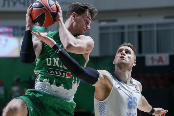EVROLIGA POČELA UZBUDLJIVIM RUSKIM DERBIJEM: Zenit na krilima Berona i Lojda slavio na gostovanju UNIKS-u!