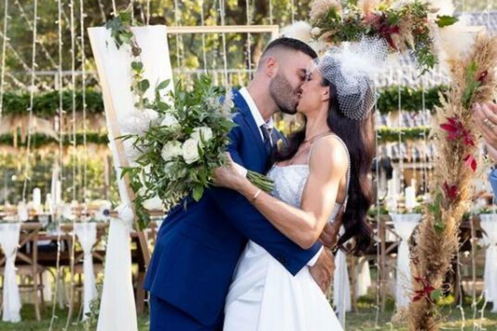 HRVATI ODUŠEVLJENI: Venčanje Ivane Španović izazvalo veliko interesovanje i van Srbije