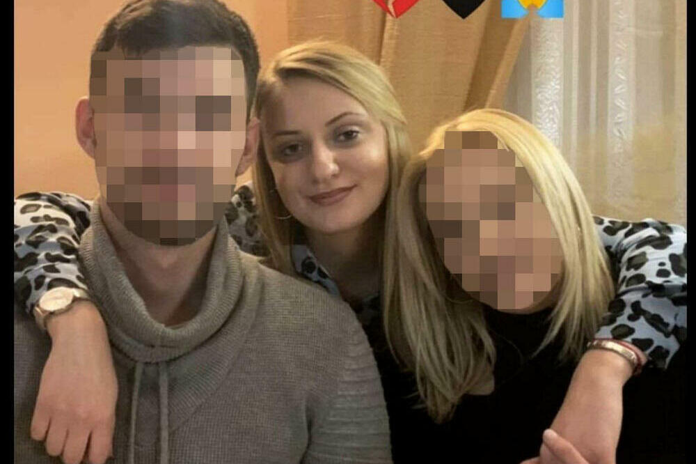 DAN ŽALOSTI ZBOG SMRTI PORODICE ĐOKIĆ: Zastava na pola koplja, bez puštanja muzike