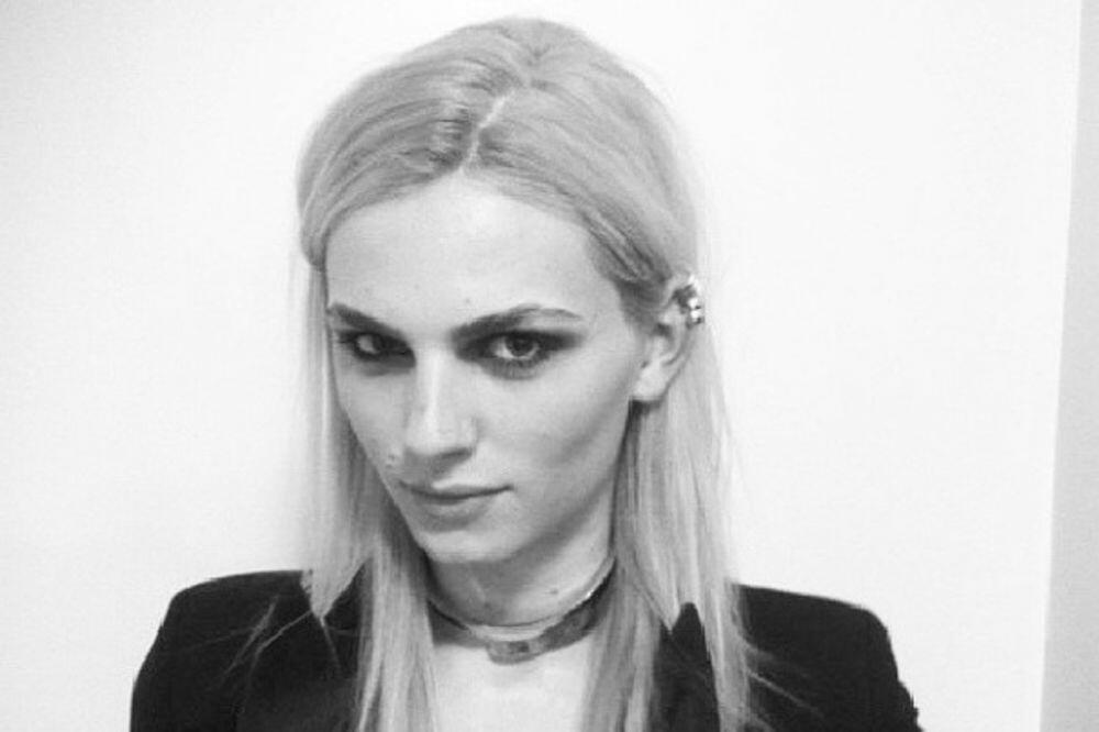 SVI BALKANCI SU SAMO O NJOJ PRIČALI NAKON ŠTO JE PROMENILA POL! Ovako danas izgleda i JAKO JE BOGATA!