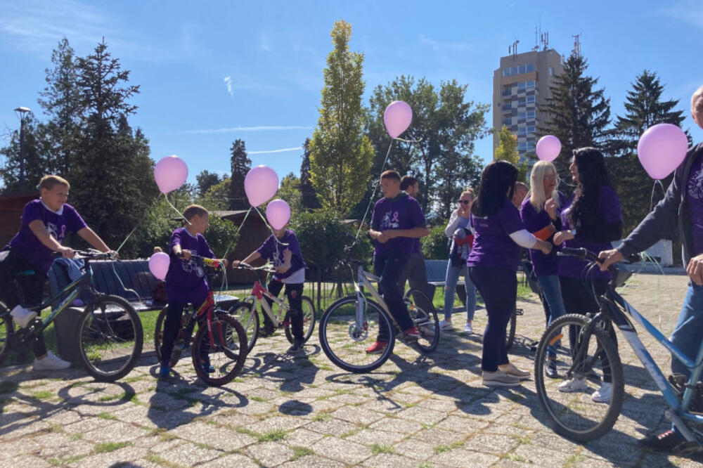 NEVEROVATAN PRIZOR NA NEBO IZNAD MILANOVCA! Građani "dali pedalu raku", PREDAJA NIJE OPCIJA (FOTO)!