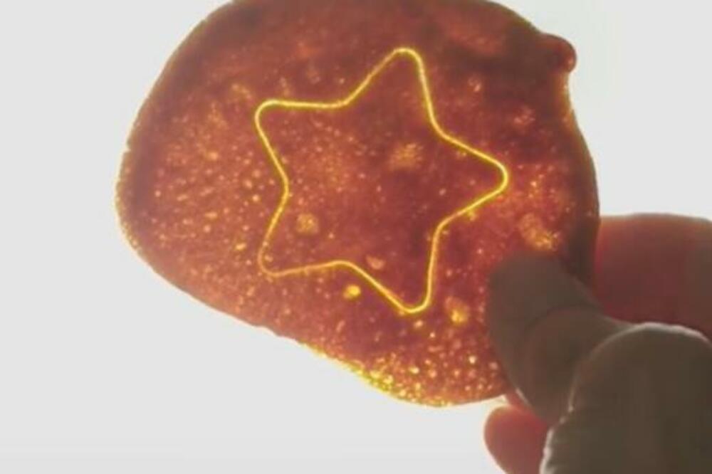 OVU BIZARNU SERIJU STE SVI GLEDALI: Letele su glave zbog OVOG RECEPTA, a potrebna su samo 2 SASTOJKA IZ KUĆE VIDEO