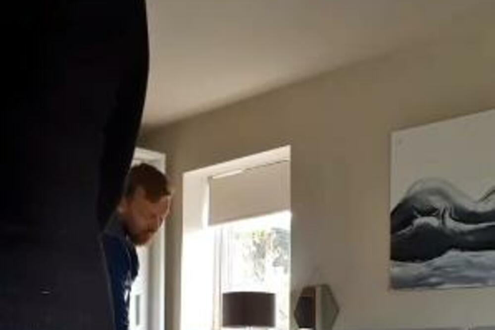 "ČIJE JE?!" ZBOG ŽENINOG PRIZNANJA OVA REAKCIJA MUŠKARCA ĆE SE PREPRIČAVATI: Kakav ludak (VIDEO)