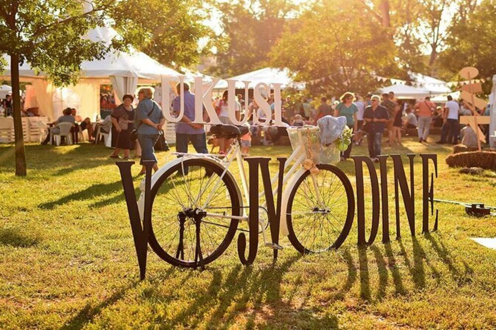 ŽIVOT U VOJVODINI: Uživaju u lepotama svoje ravnice i plodovima svog rada, čak i spavaju sporije (FOTO)