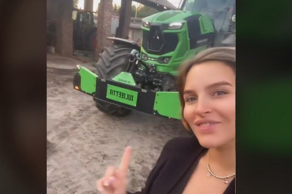 NA OBLINAMA BI JOJ POZAVIDELA SVAKA ŽENA: Vrela TRAKTORISTKINJA obara sa NOGU, devojka GRMI NIJE JOJ JASNO! (VIDEO)