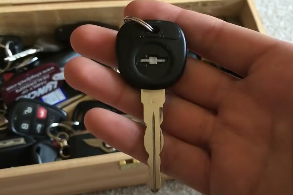 KLJUČEVI OD AUTOMOBILA IMAJU JOŠ NAMENA: Tajne koje zna SAMO MALI BROJ VLASNIKA