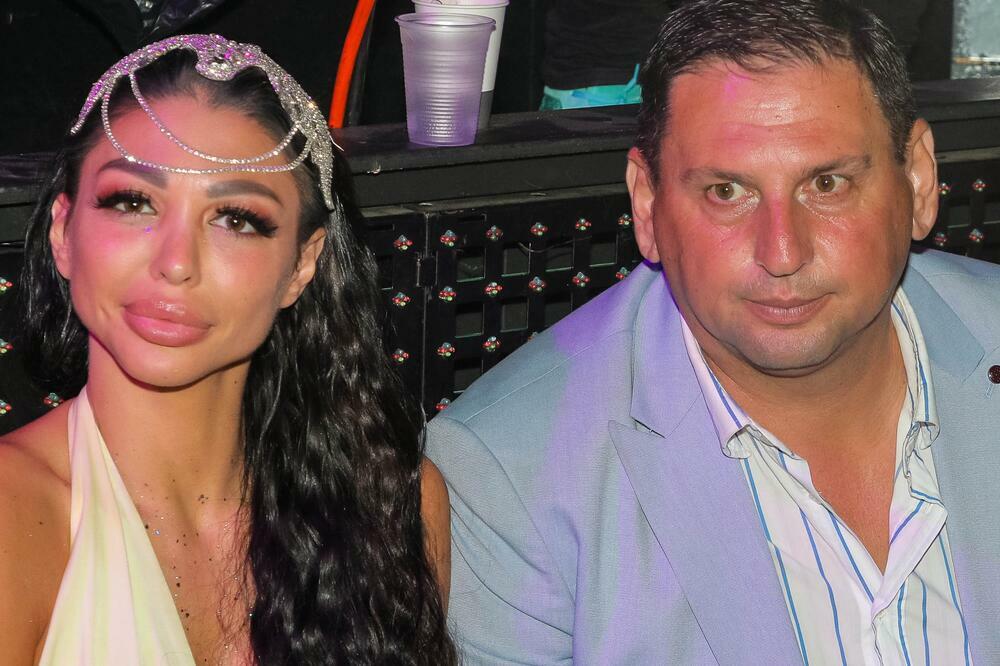 ESPRESO PAPARACO! VRŠE OZBILJNE PRIPREME: Maja i Taki uhvaćeni sa gepekom punih kesa! (FOTO)