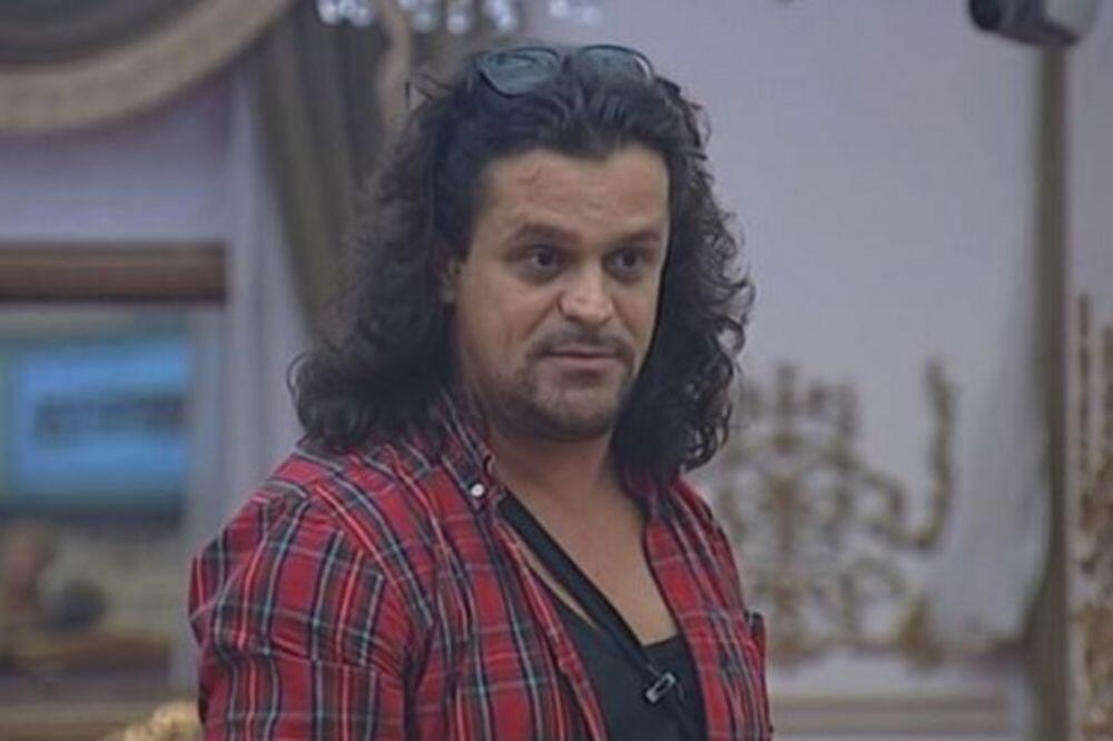 ČUPO JE JELENU GOLUBOVIĆ SMOTAO U ŠTALI, SAM ČIN GLEDALA JE SRBIJA: Potpuno je nestao, saznalo se da ima BRDO DECE