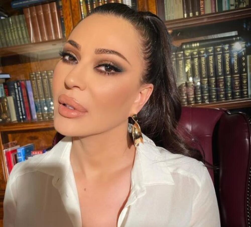 Ceca Ražnatović, Svetlana Ceca Ražnatović