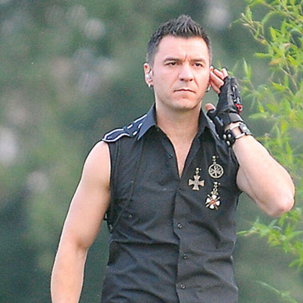 "NEOPISIVA BOL U...": OGLASIO SE DŽAJA NAKON ŠTO JE HOSPITALIZOVAN! Evo šta mu se desilo