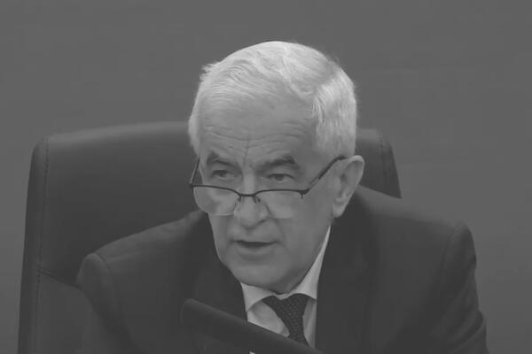 TUGA: Preminuo ministar zdravlja BiH Vjekoslav Mandić
