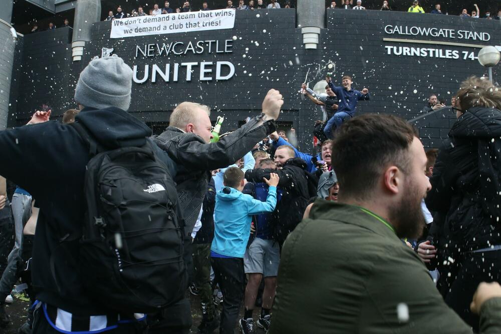 FK Njukasl, Navijači