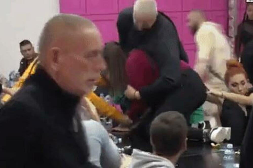 POMRAČENJE! SKOČILA NA STEFANA DA FA BIJE,GAĐALA ČIM JE STIGLA: Svi skočili da je obuzdaju, oglasio se i veliki šef