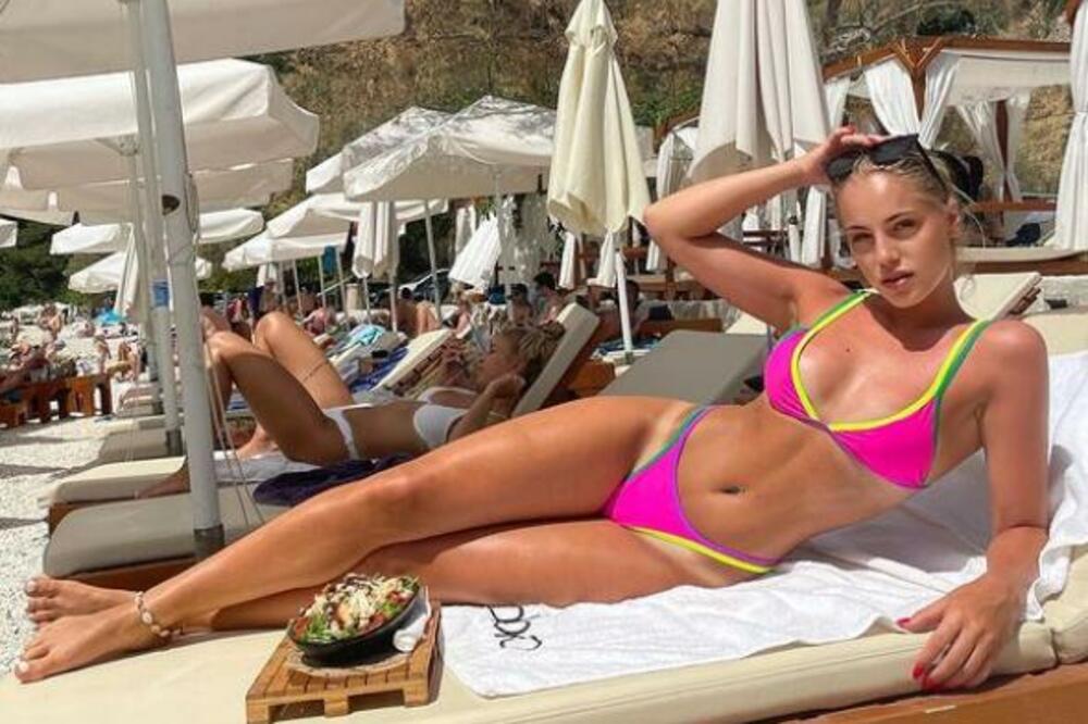 HRVATICA JE HODAJUĆI DINAMIT: Vrelim telom i fudbalskim veštinama zapalila naslovne strane širom Evrope! (FOTO)