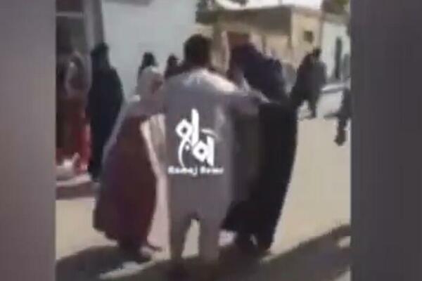 ISLAMSKA DRŽAVA REAGOVALA NAKON NAPADA NA DŽAMIJU U AVGANISTANU: Preuzeli su ODGOVORNOST ZA STRAVIČNU EKSPLOZIJU