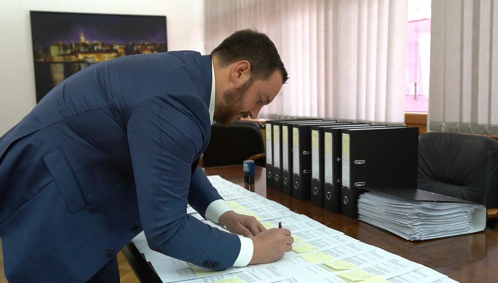 Stari grad misli na zgrade