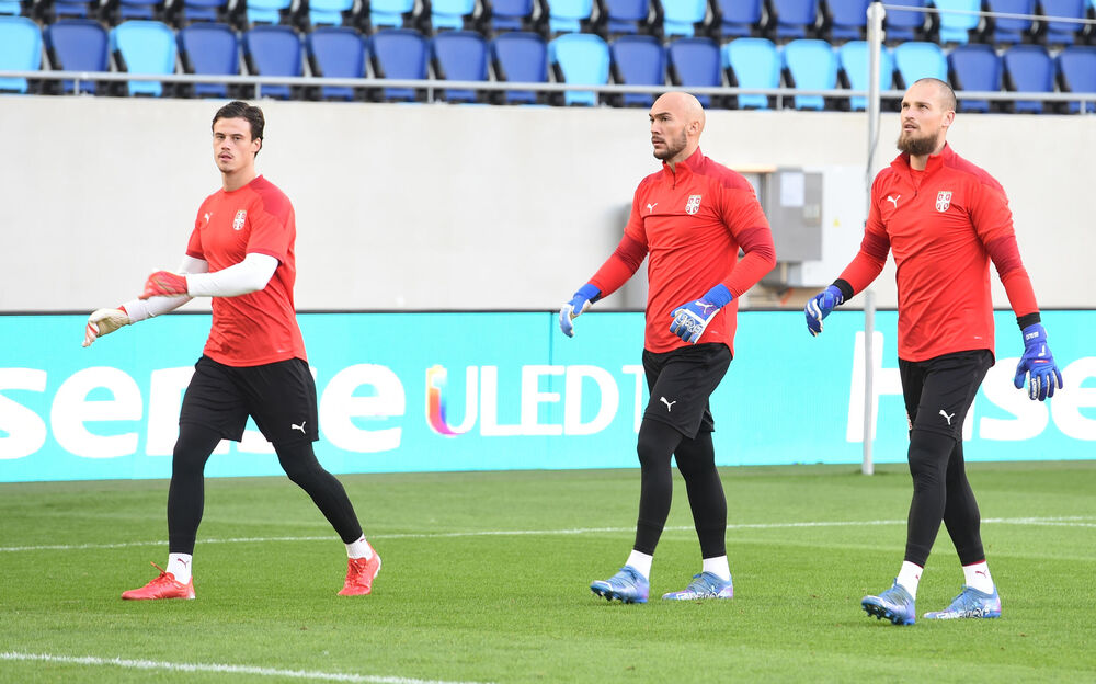 Mile Svilar, Marko Dmitrović i Predrag Rajković na treningu Srbije