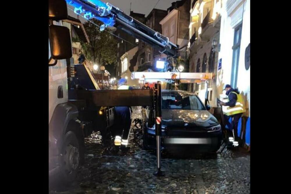 Vesić: Uklonjena bahato parkirana vozila u Skadarliji! (FOTO) (VIDEO)