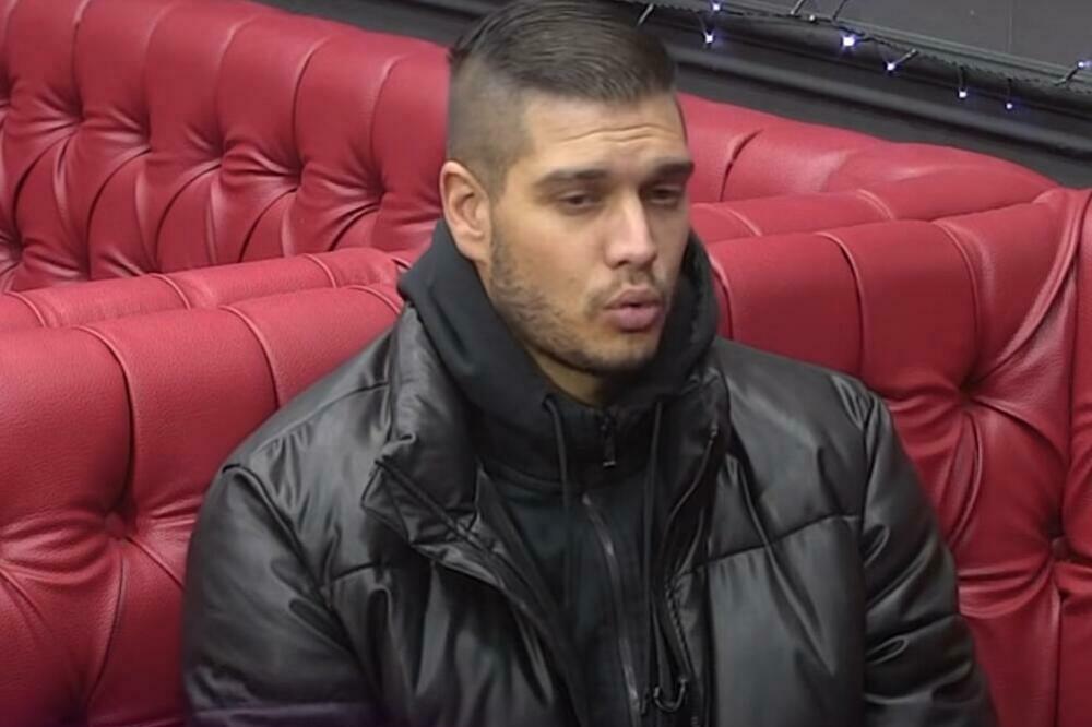 DEJAN DRAGOJEVIĆ POBEGAO IZ ZADRUGE? Kao metak iskočio kroz prozor! (VIDEO)