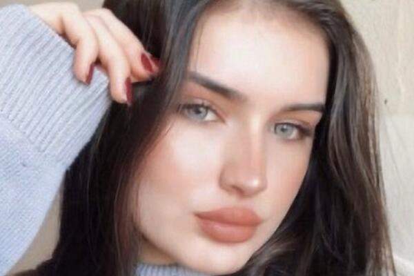 TINEJDŽERKA (18) IZVRŠILA SAMOUBISTVO, PRED SMRT OSTAVILA PORUKU: Njen dečko je pročitao pa se ZALEDIO, HOROR!