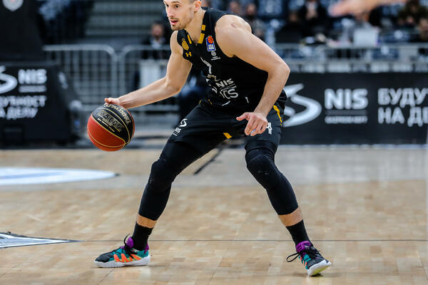 AVRAMOVIĆ O ŽELJKOVOM RADU: Fascinirala me njegova motivacija, istrajnost i ukazivanje na ispravljanju grešaka!