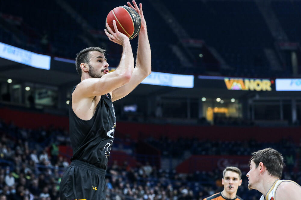 ŠTA JE OVIME DANGUBIĆ HTEO DA KAŽE: Bivši košarkaš crno-belih se nadao velikoj promeni u Partizanu!